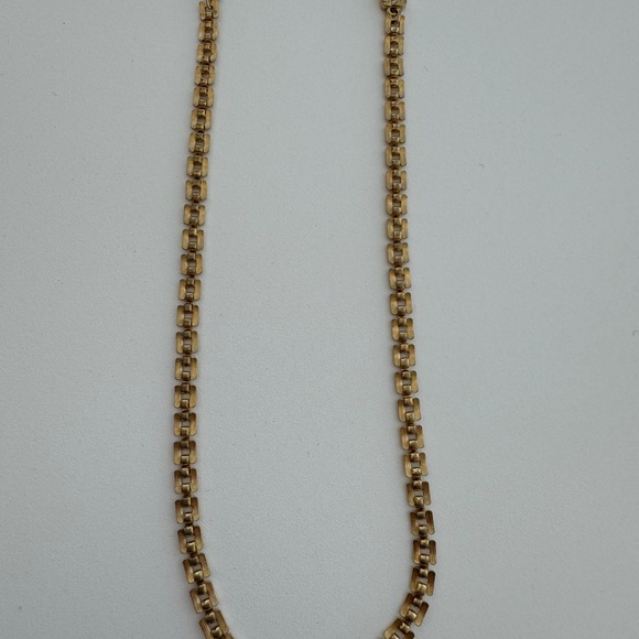 Givenchy - Picture 3 of 3